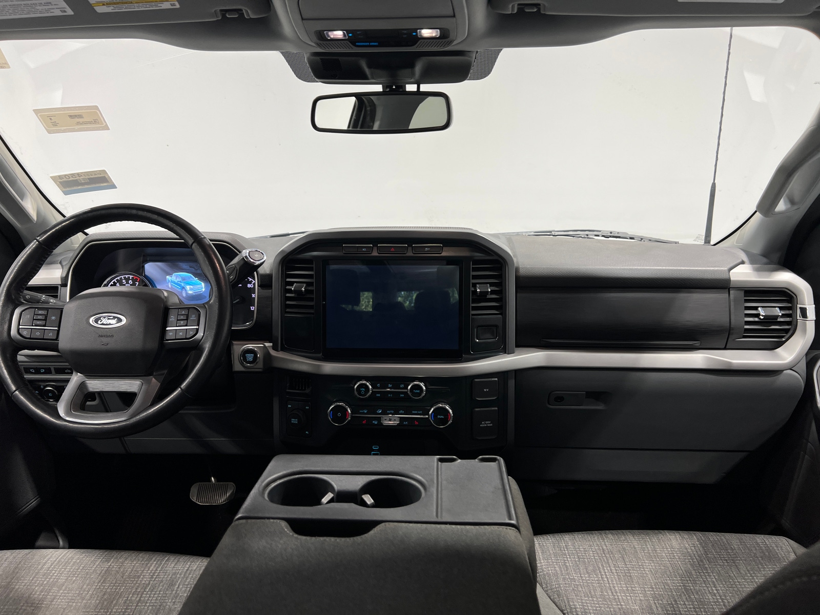Thumbnail: 2022 Ford Econoline - 3