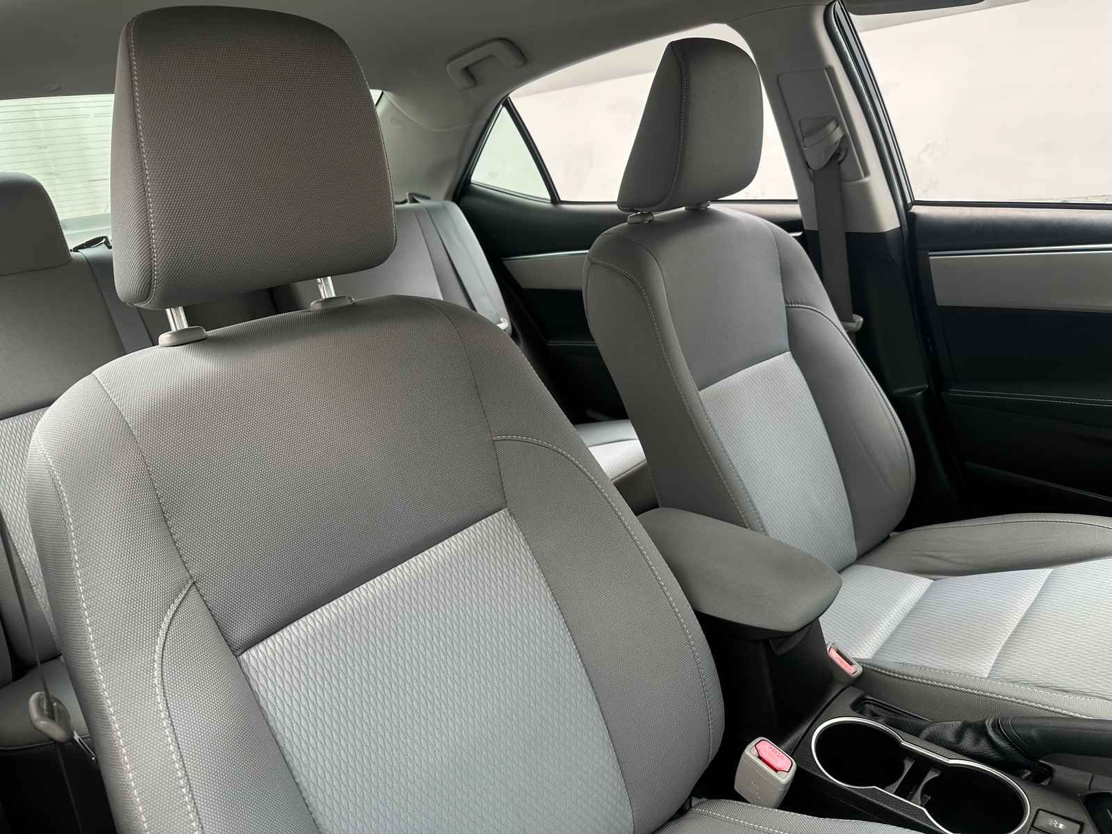Thumbnail: 2016 Toyota Corolla - 2