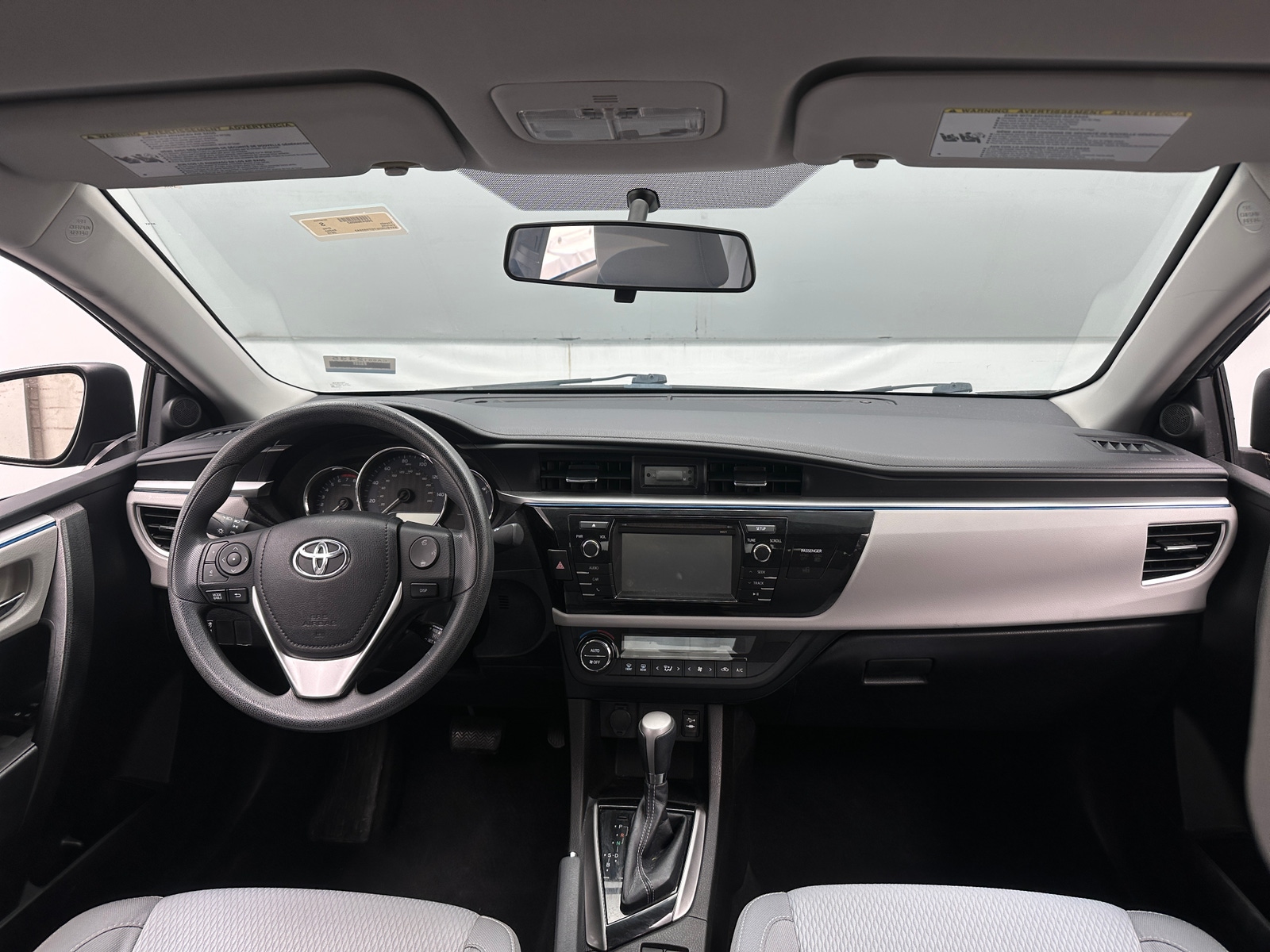 Thumbnail: 2016 Toyota Corolla - 3