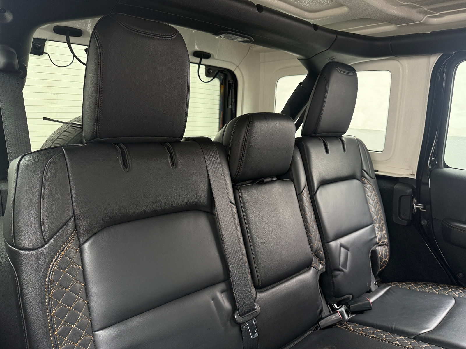 Thumbnail: 2021 Jeep Wrangler - 5