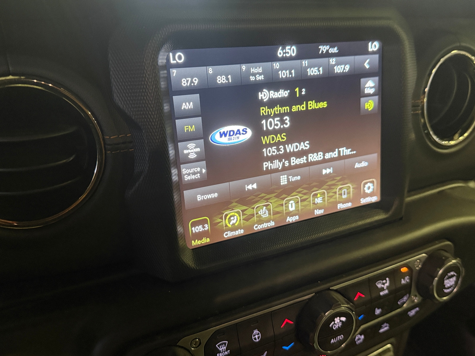 Thumbnail: 2021 Jeep Wrangler - 3
