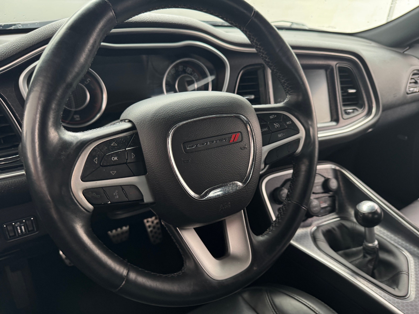 Thumbnail: 2015 Dodge Challenger - 3
