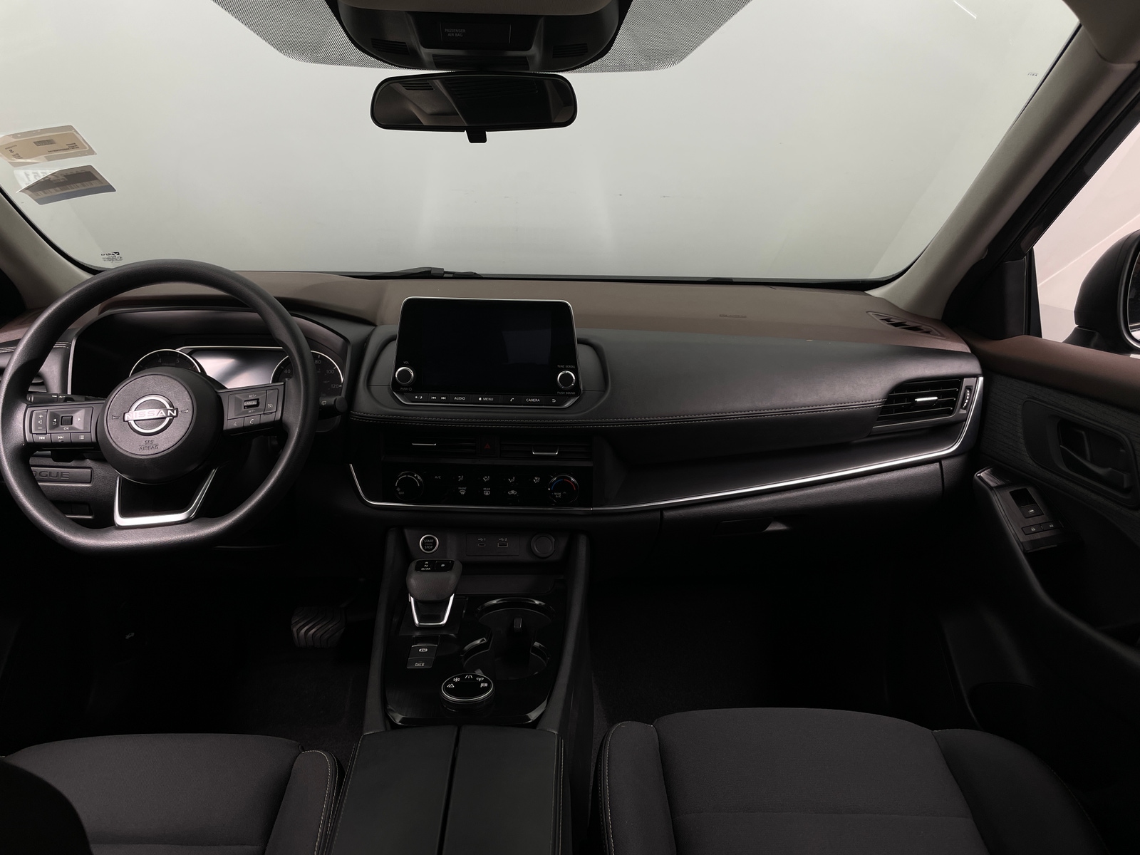 Thumbnail: 2023 Nissan Rogue - 3