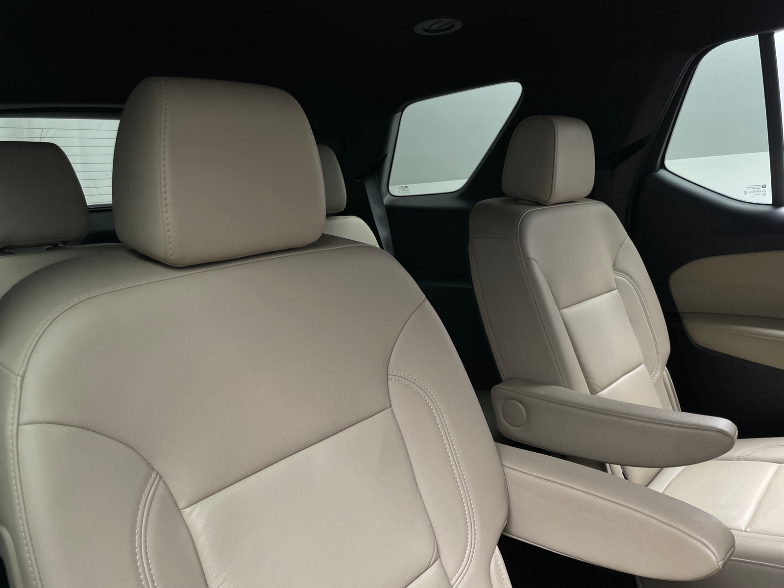 Thumbnail: 2022 Chevrolet Traverse - 5