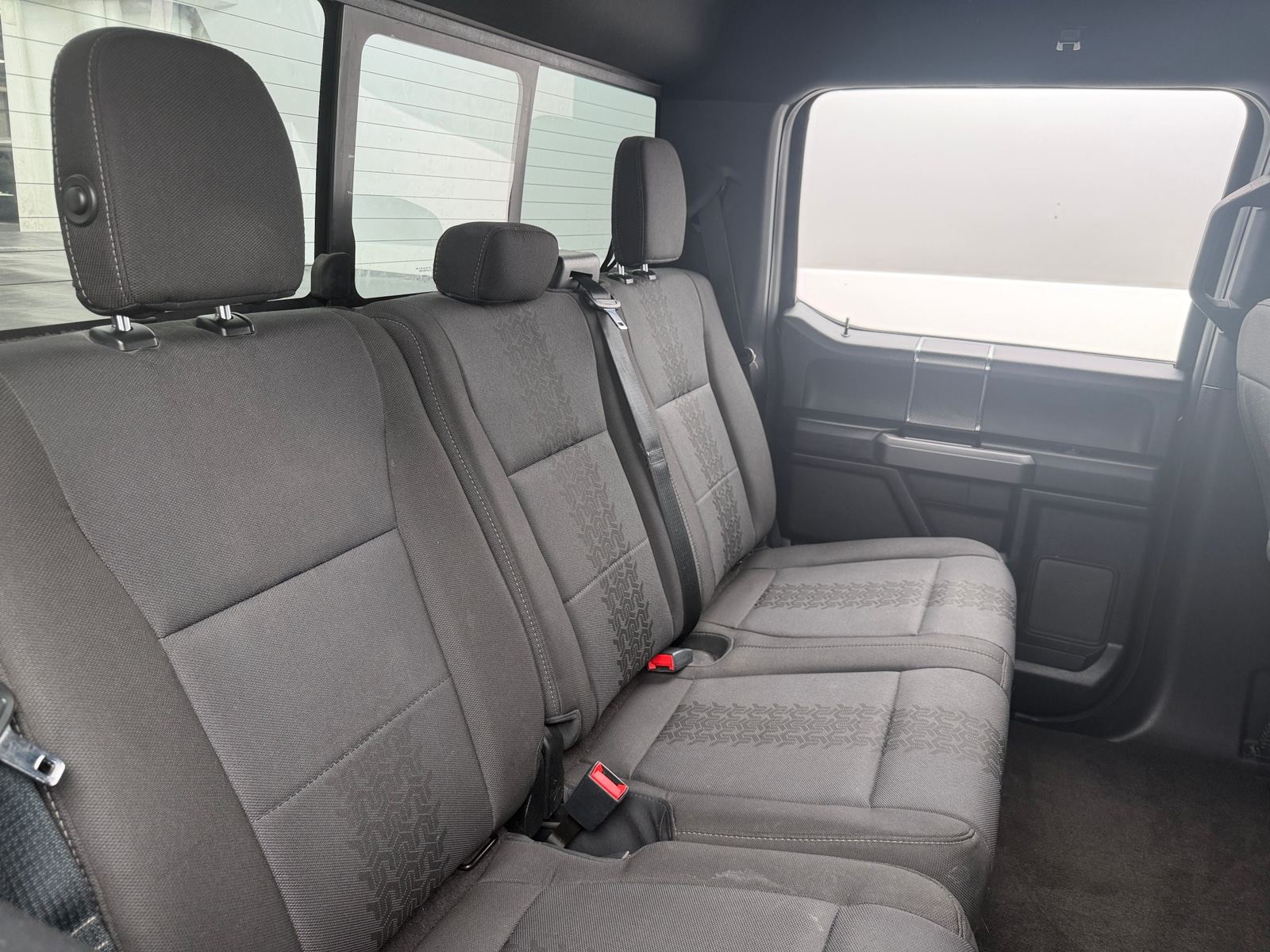 Thumbnail: 2018 Ford Econoline - 6