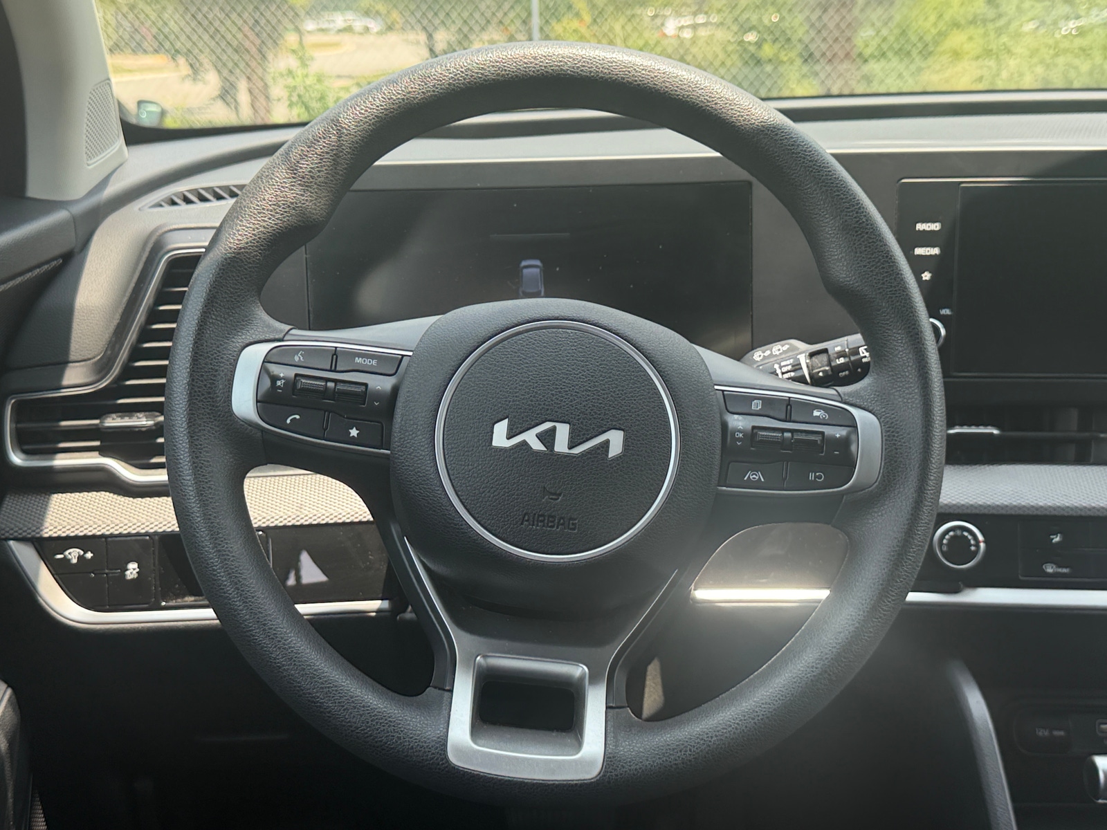 Thumbnail: 2025 Kia Sportage - 5