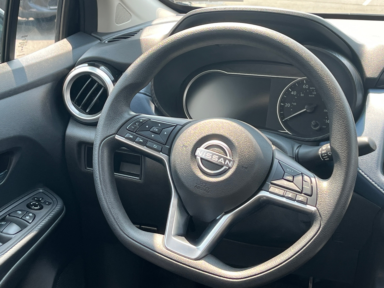 Thumbnail: 2025 Nissan Versa - 5