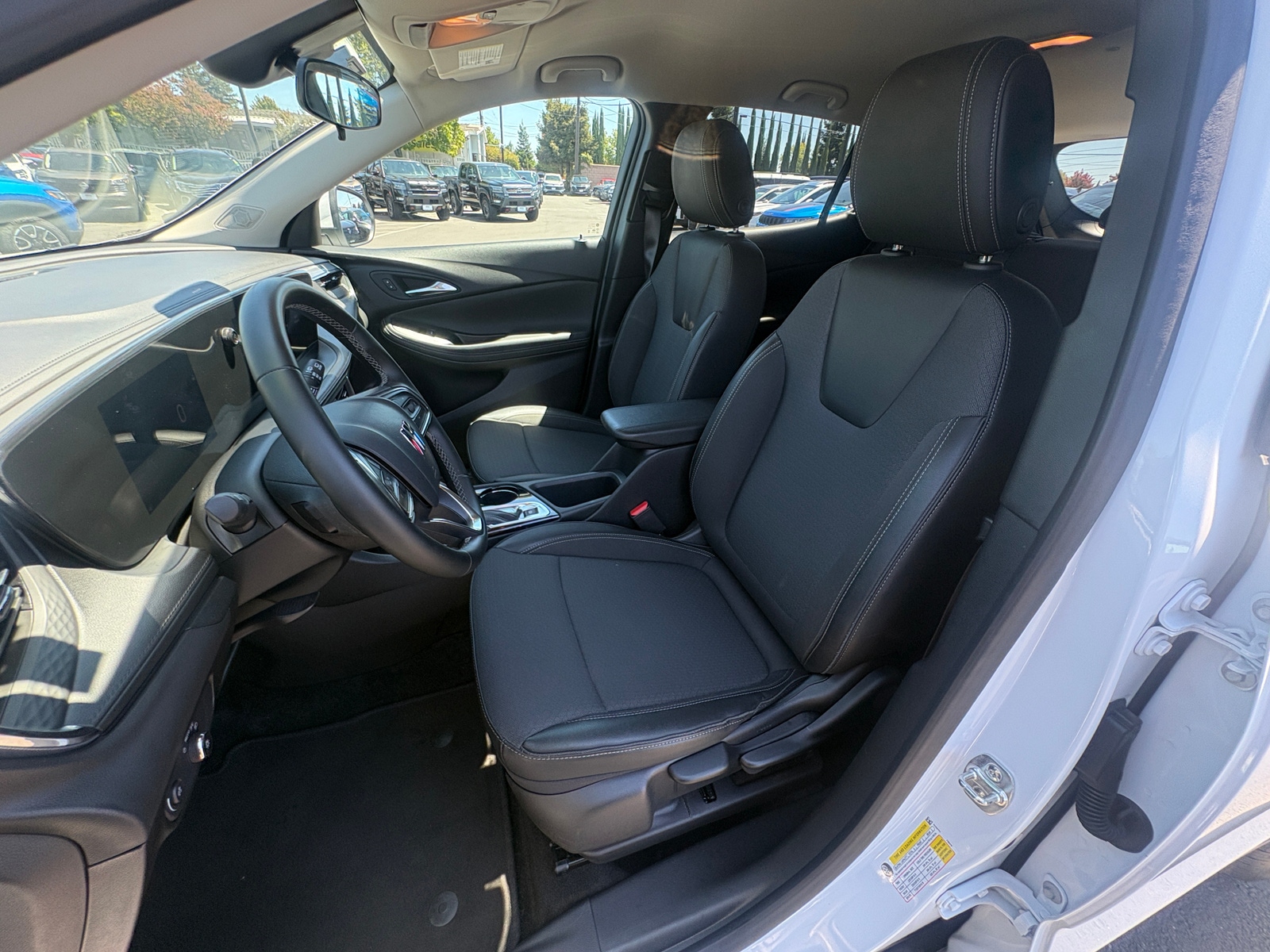 Thumbnail: 2025 Buick Encore GX - 2