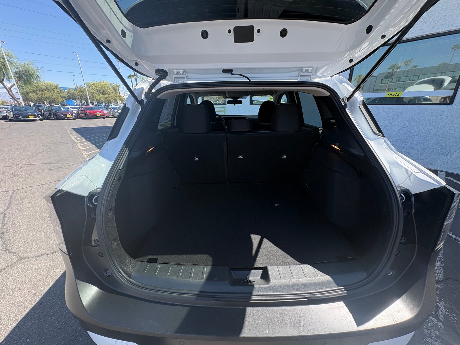 Thumbnail: 2026 Nissan Kicks - 7