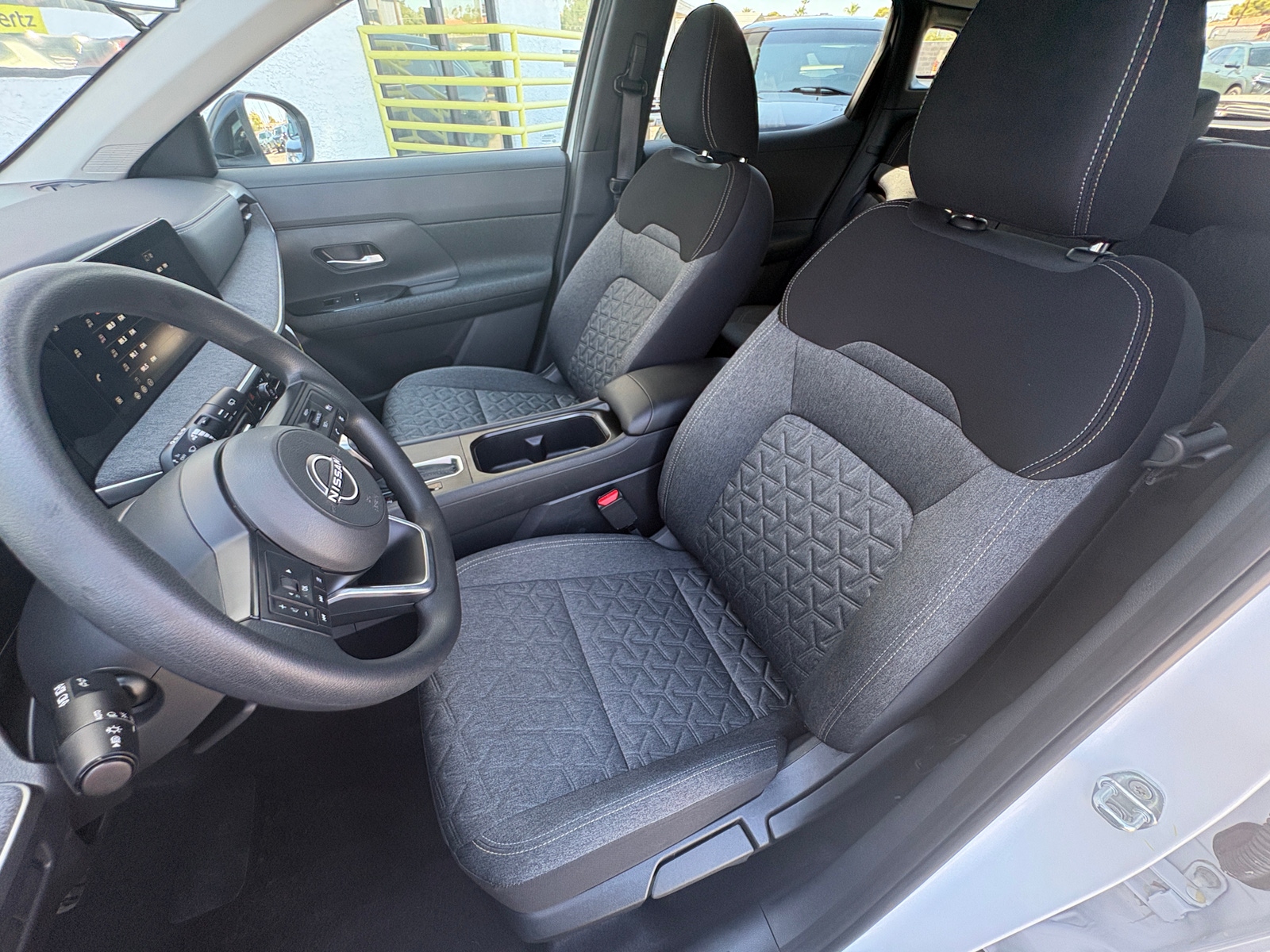 Thumbnail: 2026 Nissan Kicks - 2