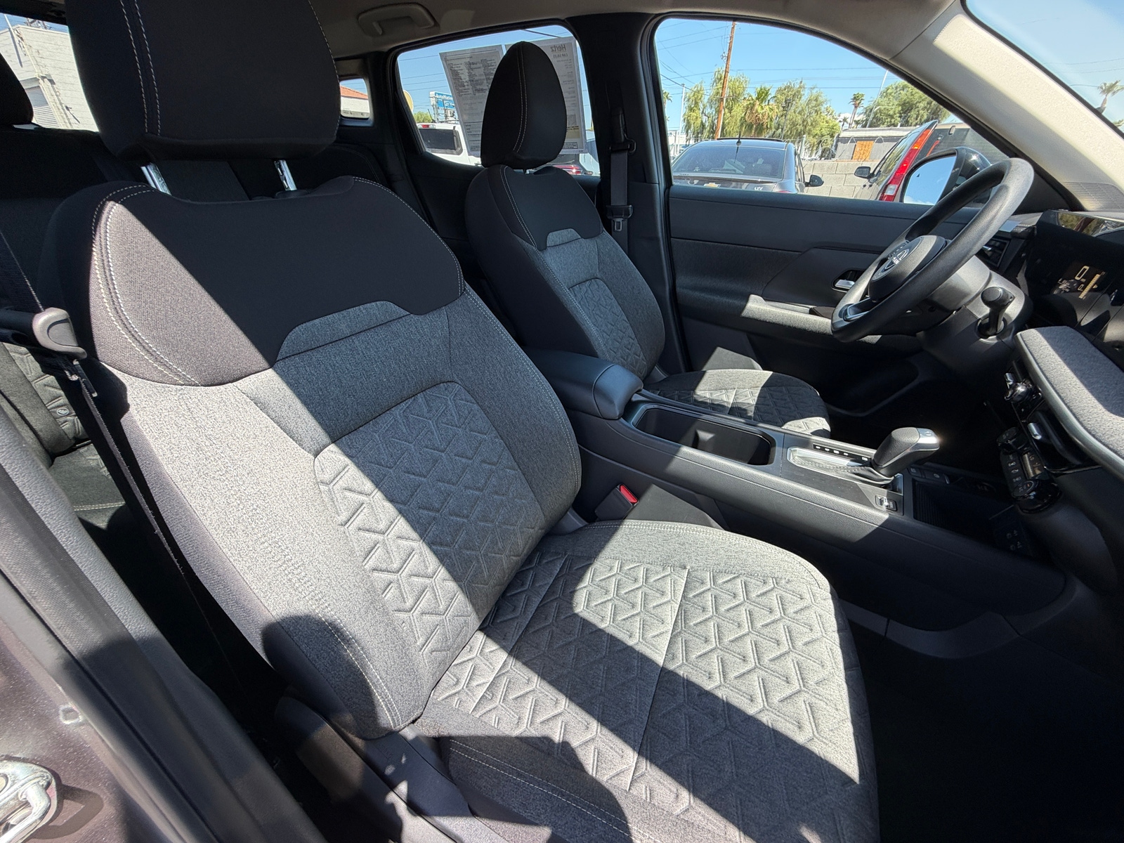 Thumbnail: 2026 Nissan Kicks - 2