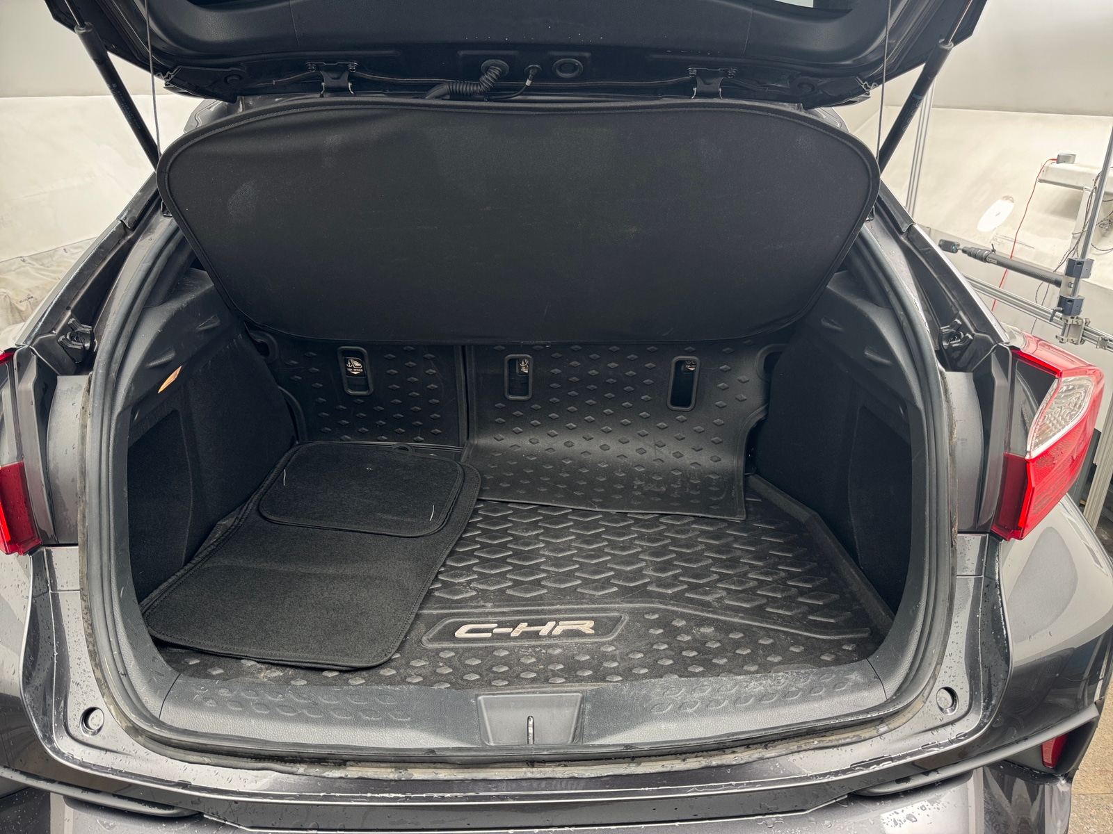 Thumbnail: 2020 Toyota C-HR - 7