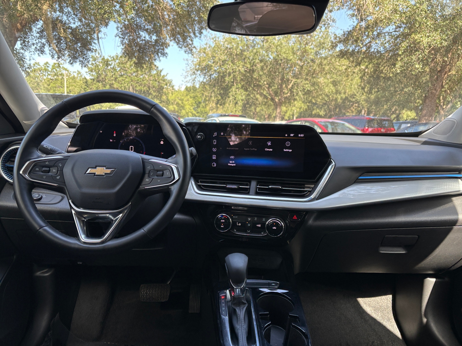 Thumbnail: 2025 Chevrolet Trax - 2