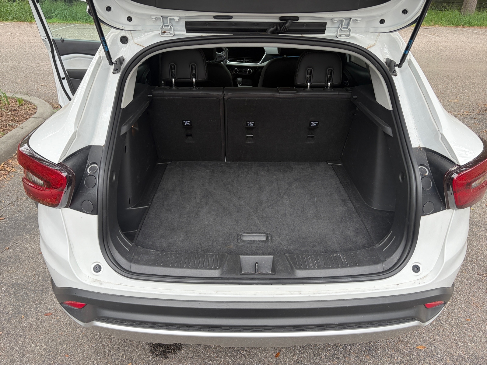 Thumbnail: 2025 Chevrolet Trax - 6