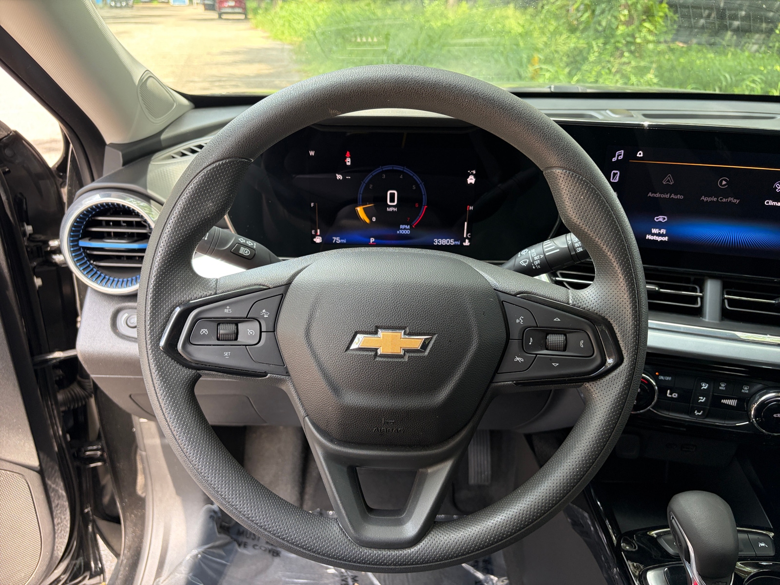 Thumbnail: 2025 Chevrolet Trax - 5