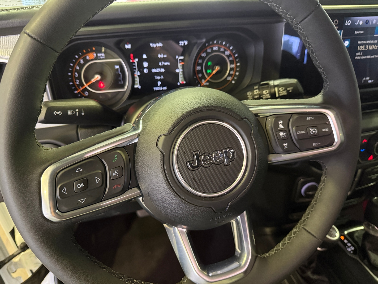 Thumbnail: 2025 Jeep Wrangler - 5