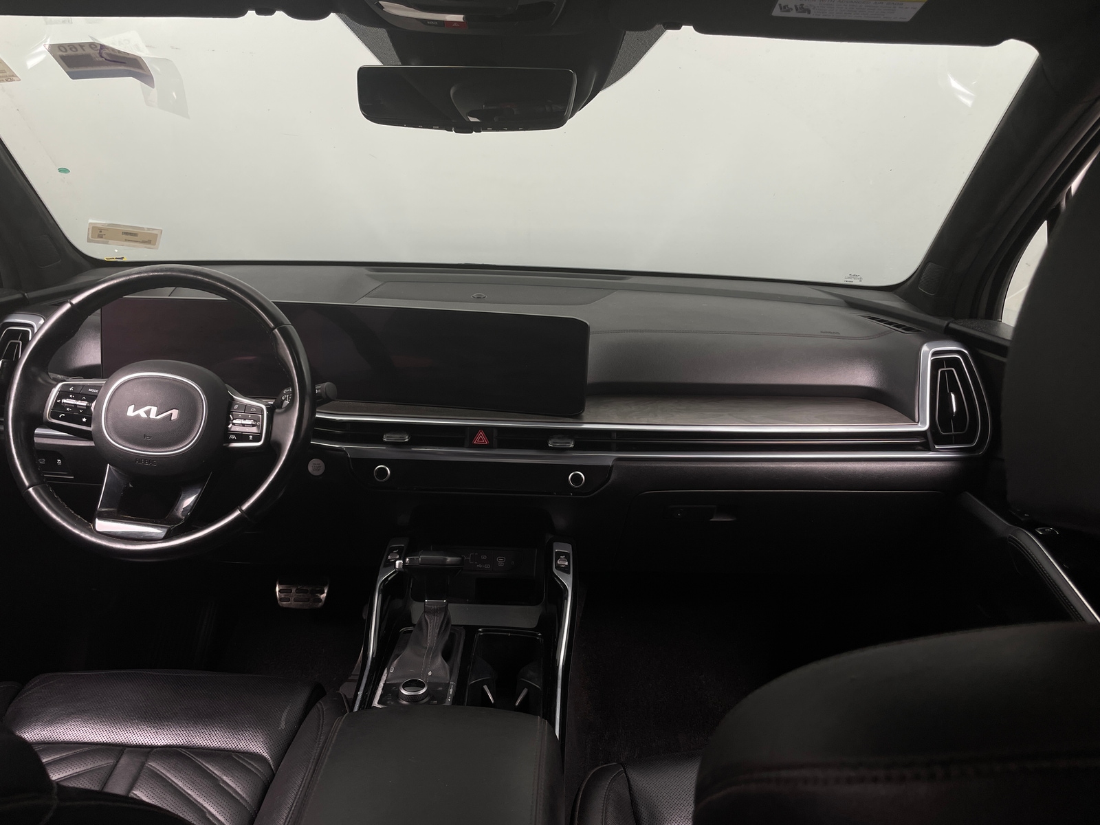 Thumbnail: 2025 Kia Sorento - 2
