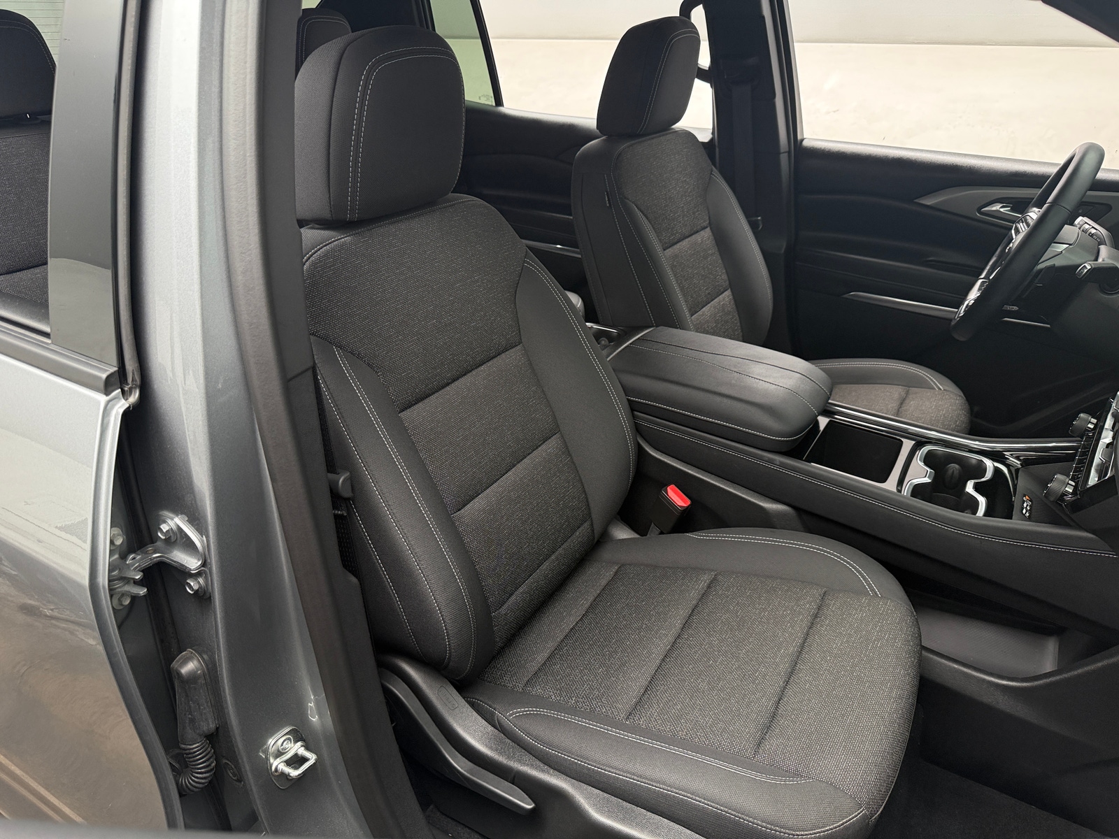 Thumbnail: 2026 Chevrolet Traverse - 2