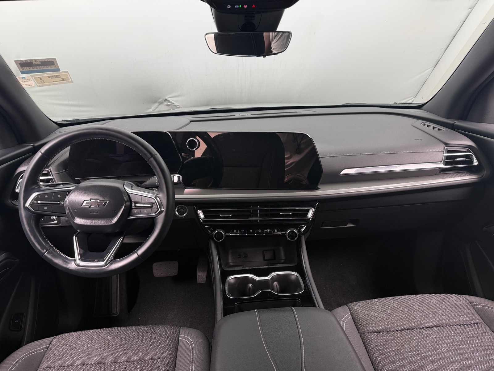 Thumbnail: 2026 Chevrolet Traverse - 3