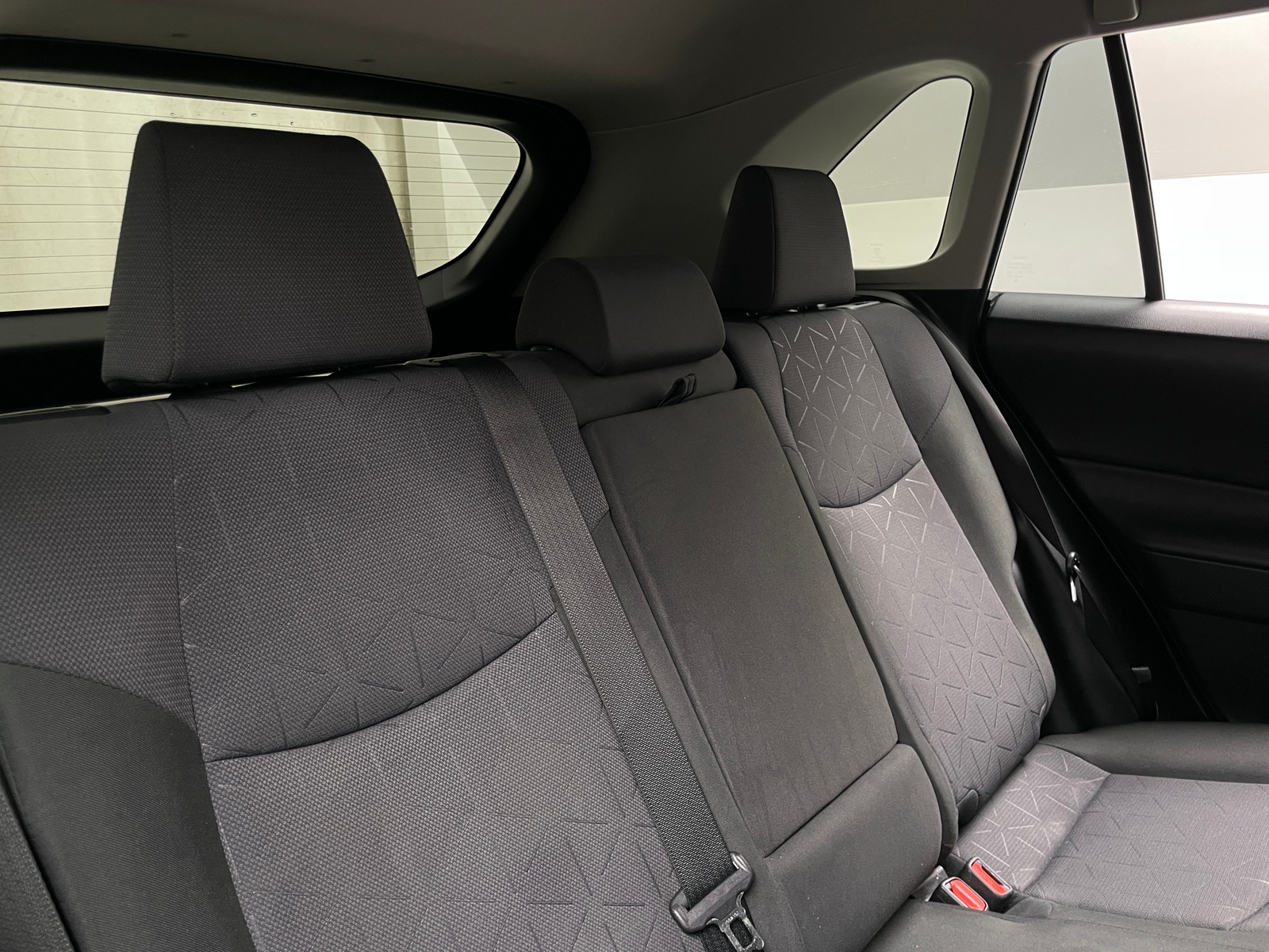 Thumbnail: 2020 Toyota RAV4 - 6