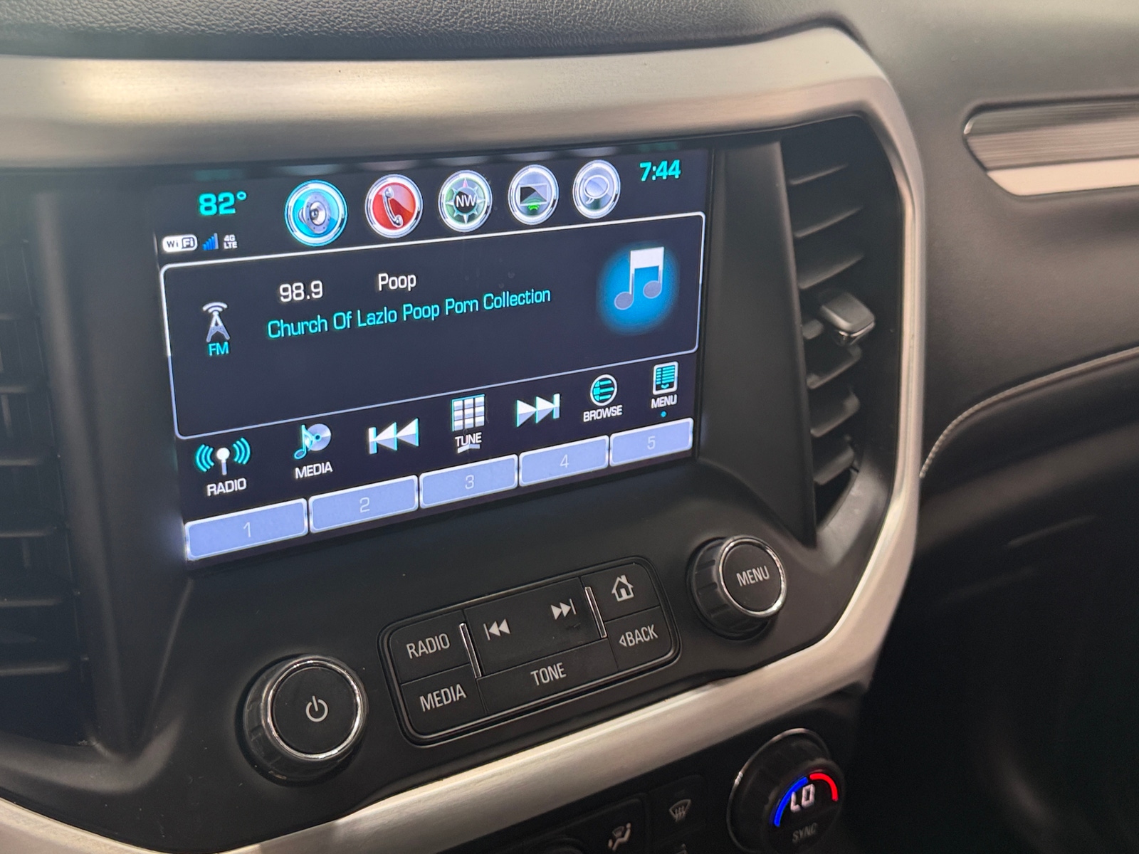 Thumbnail: 2019 GMC Acadia - 3
