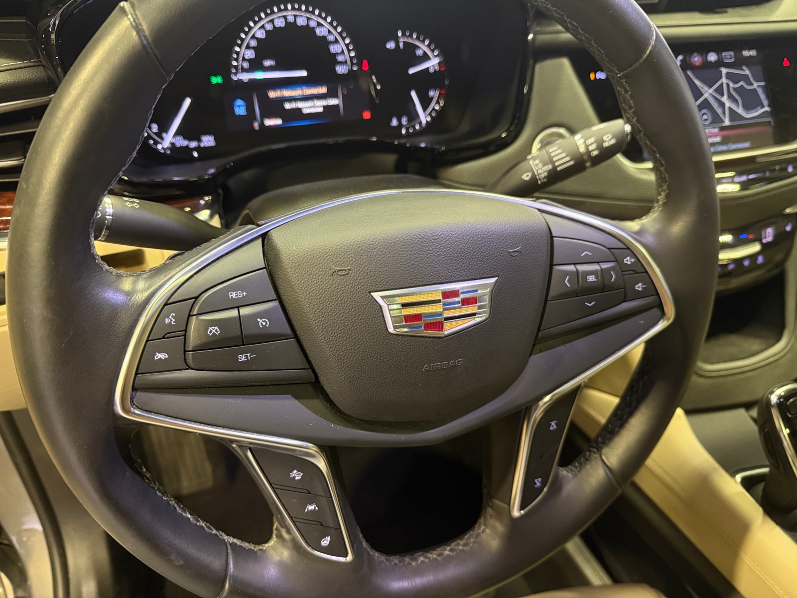 Thumbnail: 2018 Cadillac XT5 - 4