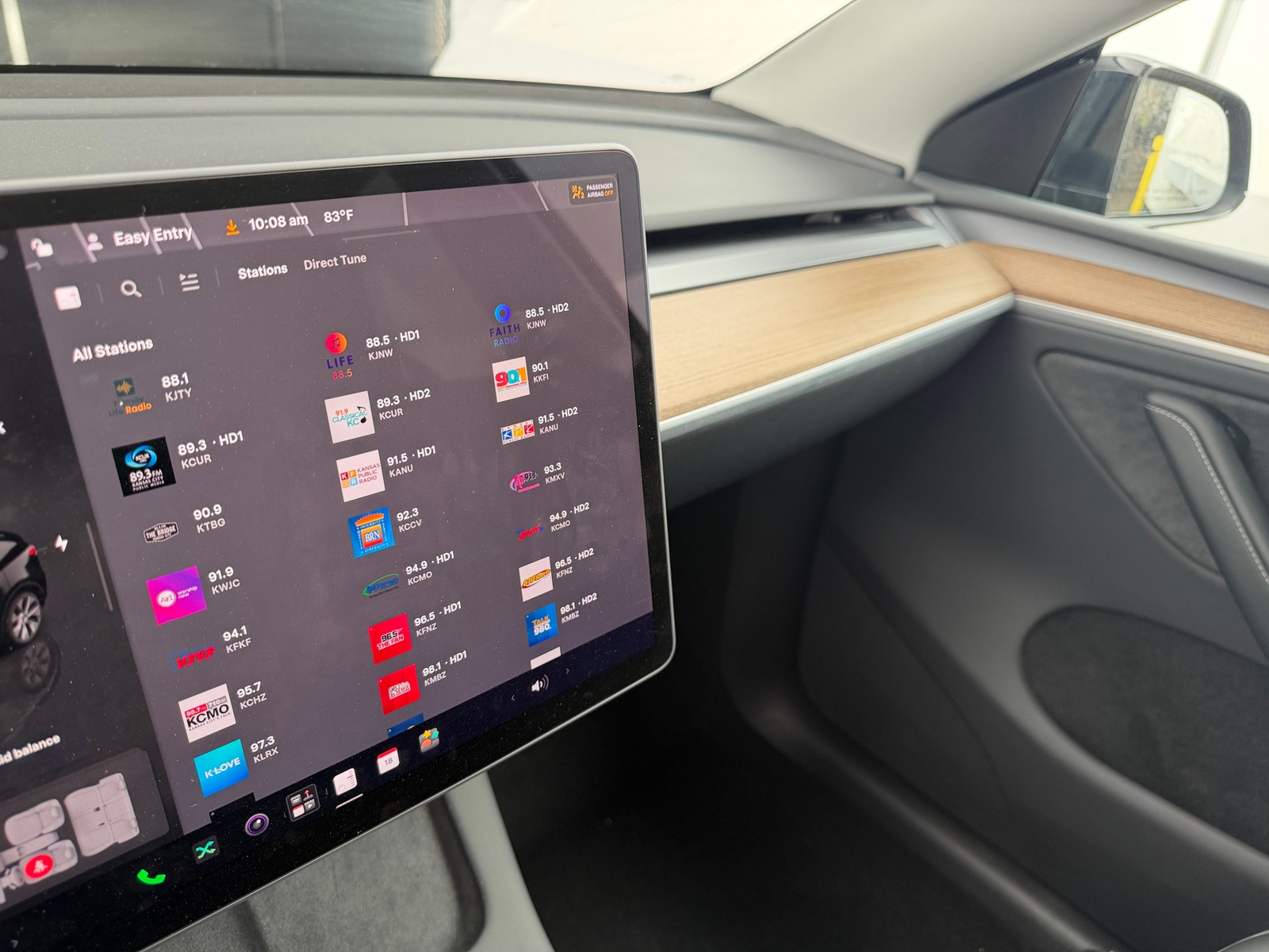 Thumbnail: 2023 Tesla Model Y - 3