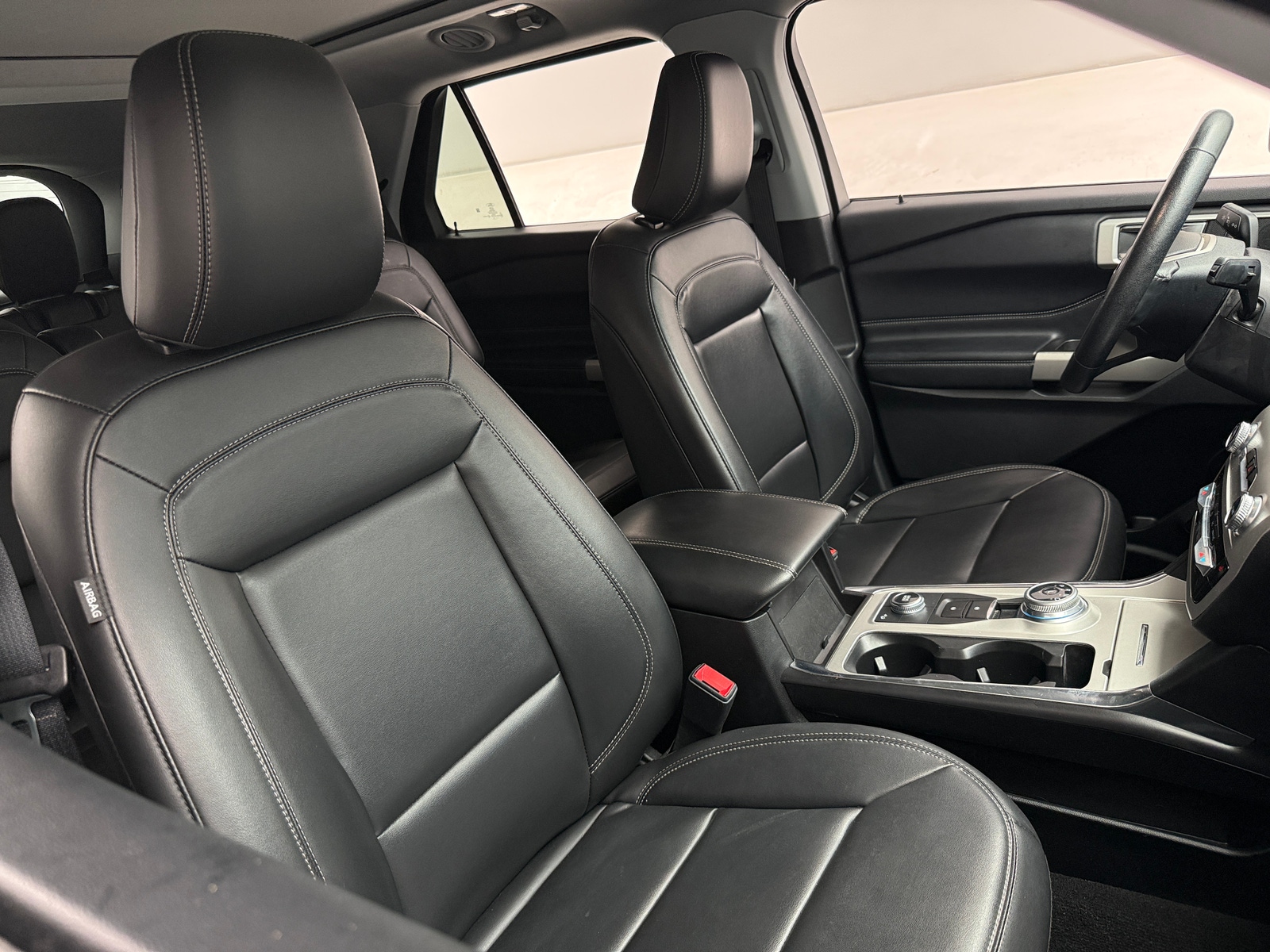 Thumbnail: 2022 Ford Explorer - 2