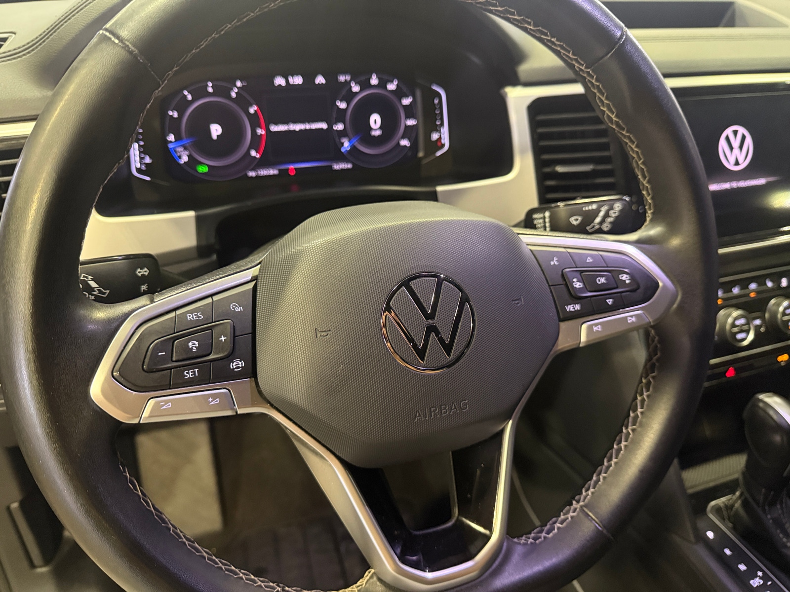Thumbnail: 2022 Volkswagen Atlas - 4