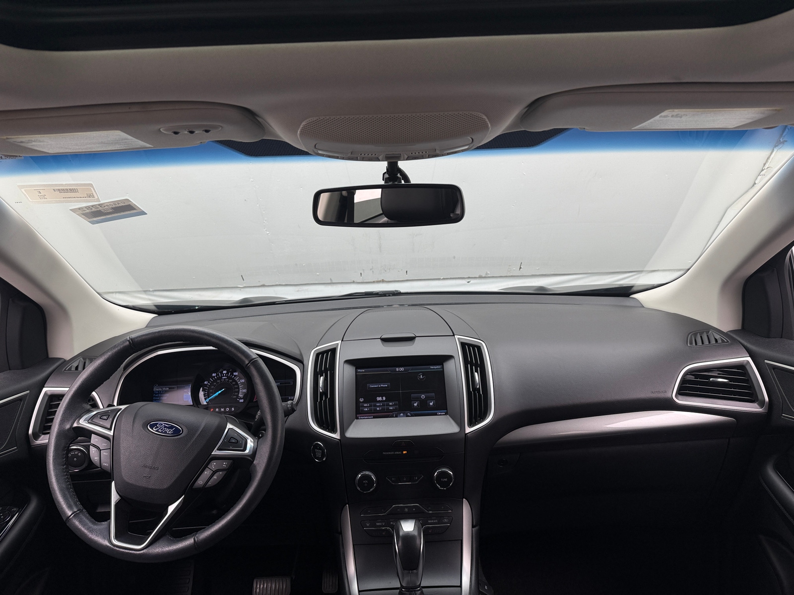 Thumbnail: 2015 Ford Edge - 3
