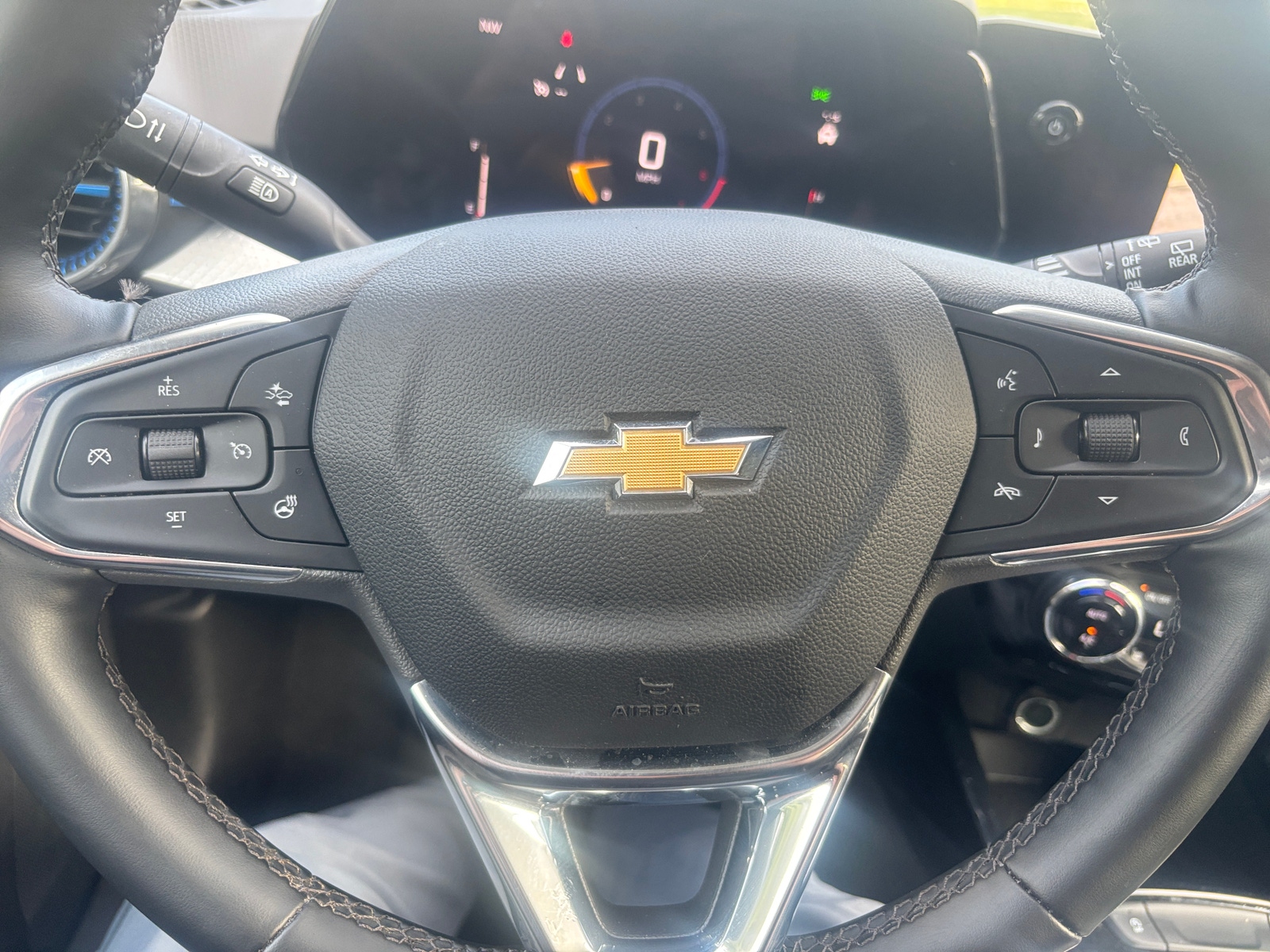 Thumbnail: 2025 Chevrolet Trax - 5