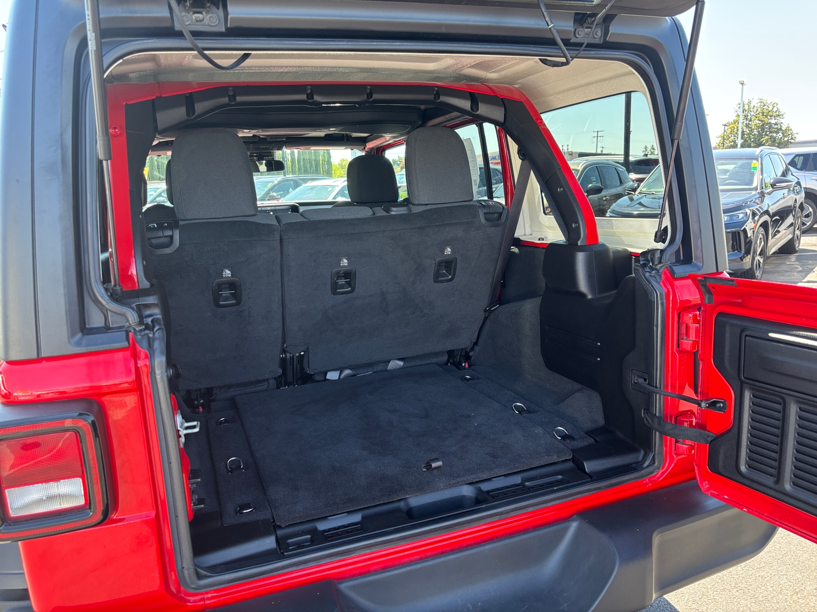 Thumbnail: 2025 Jeep Wrangler - 6