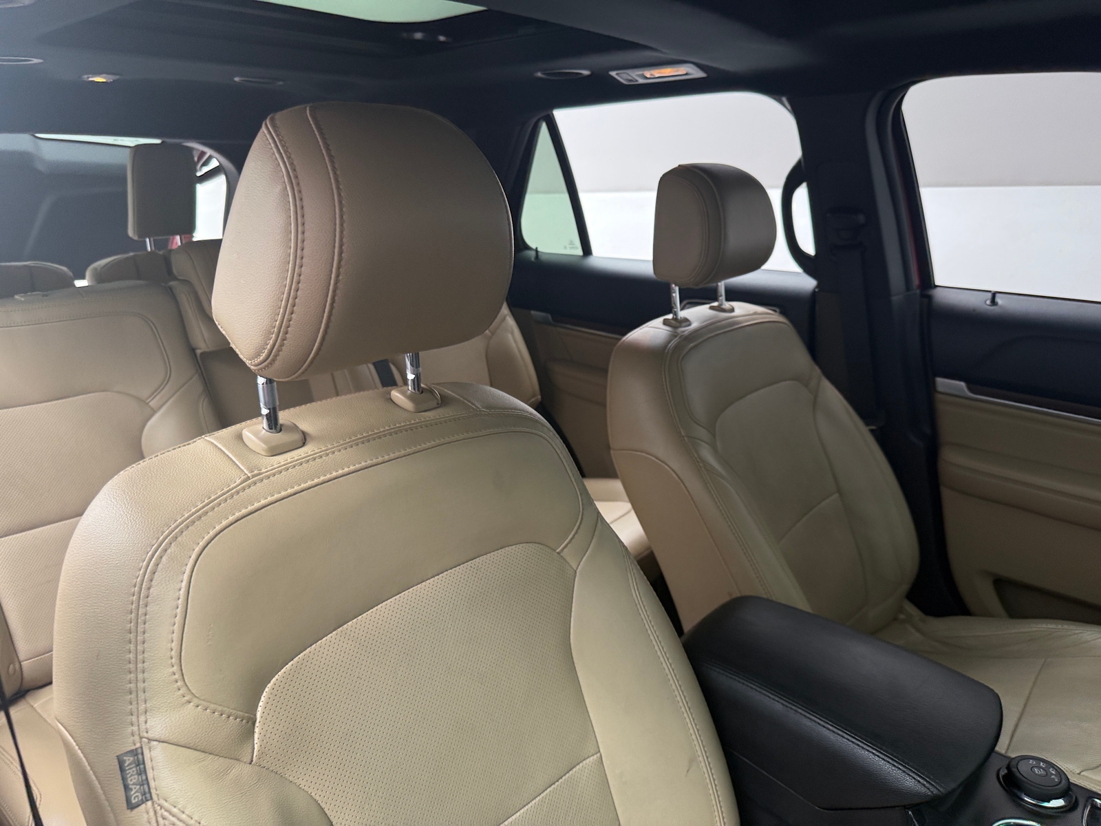 Thumbnail: 2016 Ford Explorer - 2
