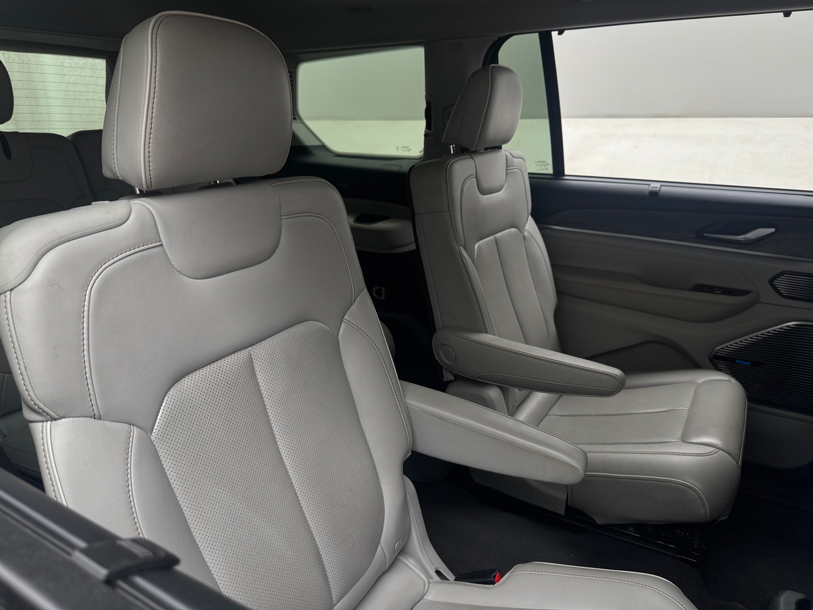 Thumbnail: 2021 Jeep Grand Cherokee L - 5
