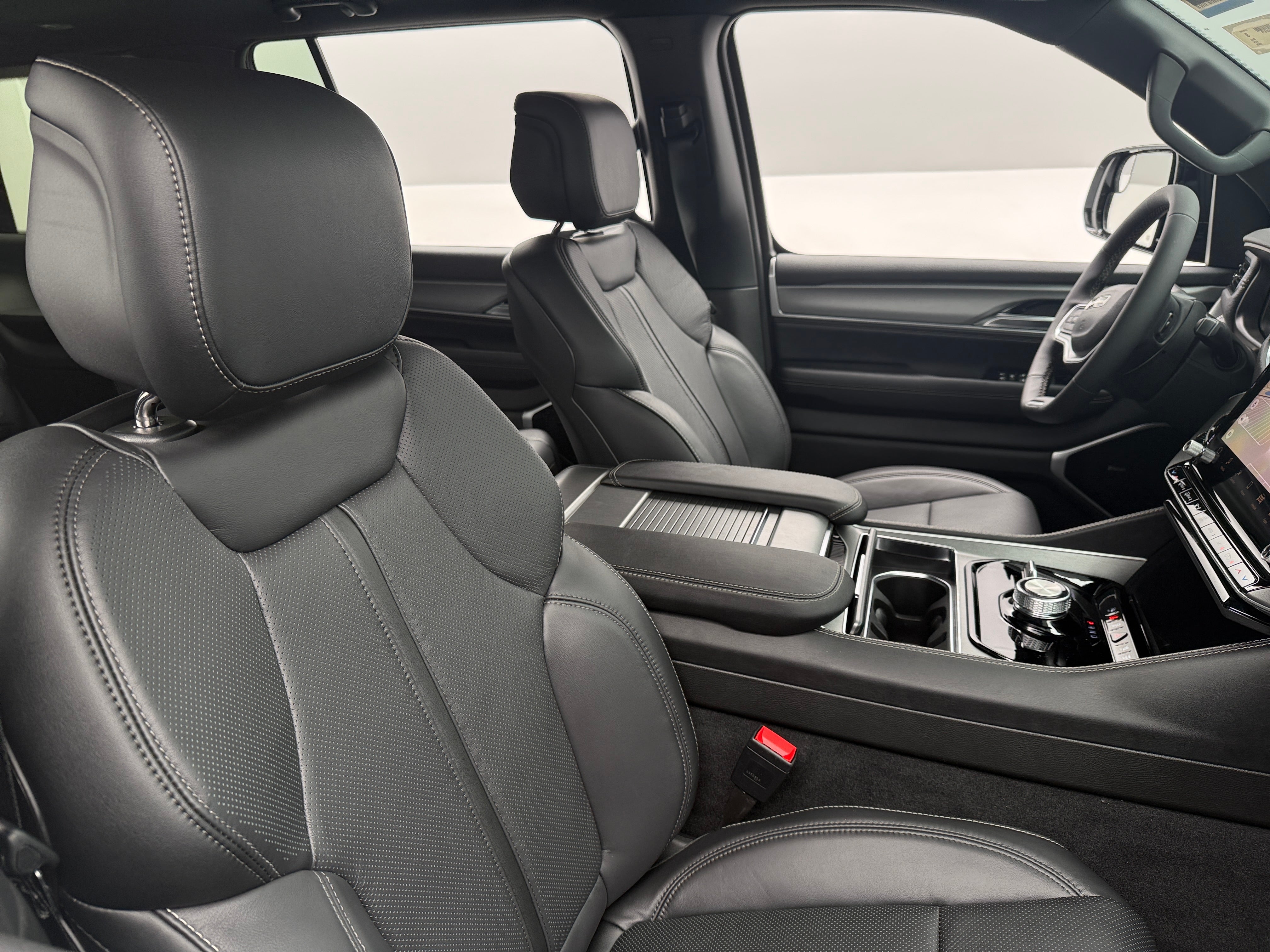 2026 Jeep Grand Wagoneer L