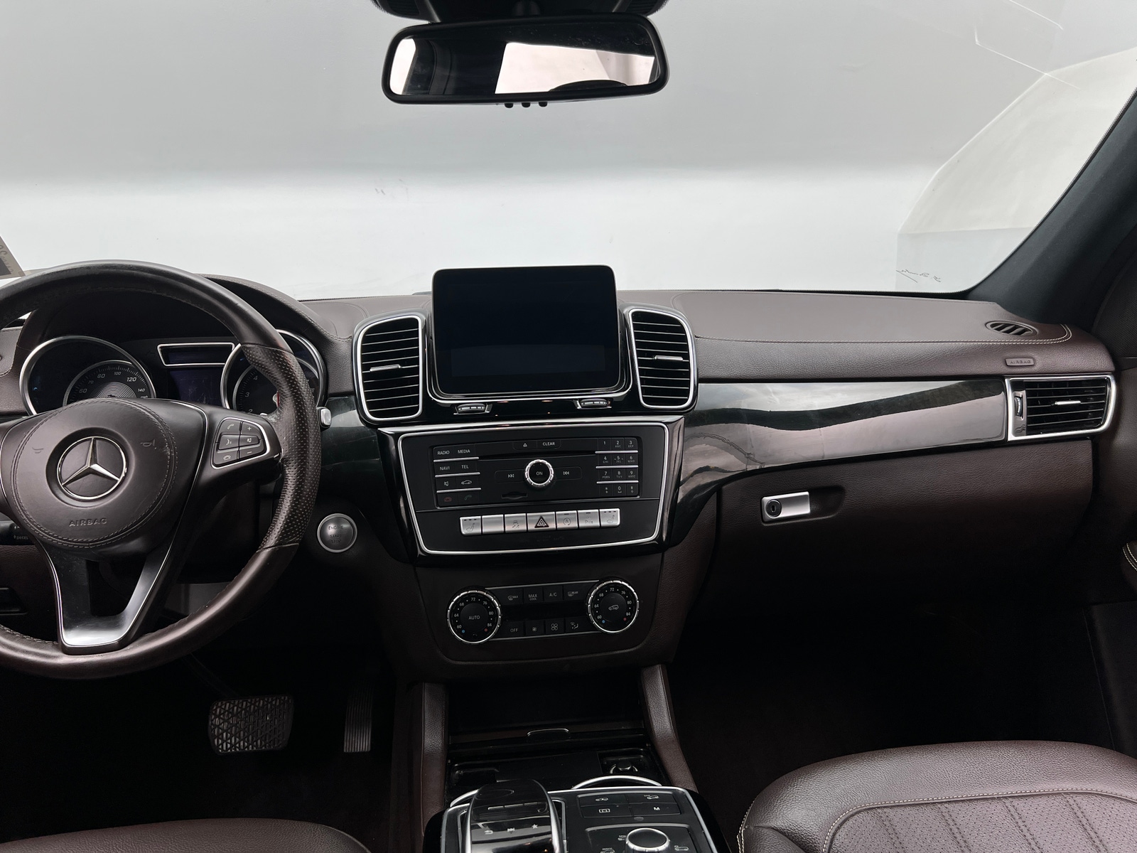 Thumbnail: 2018 Mercedes-Benz GLS - 2