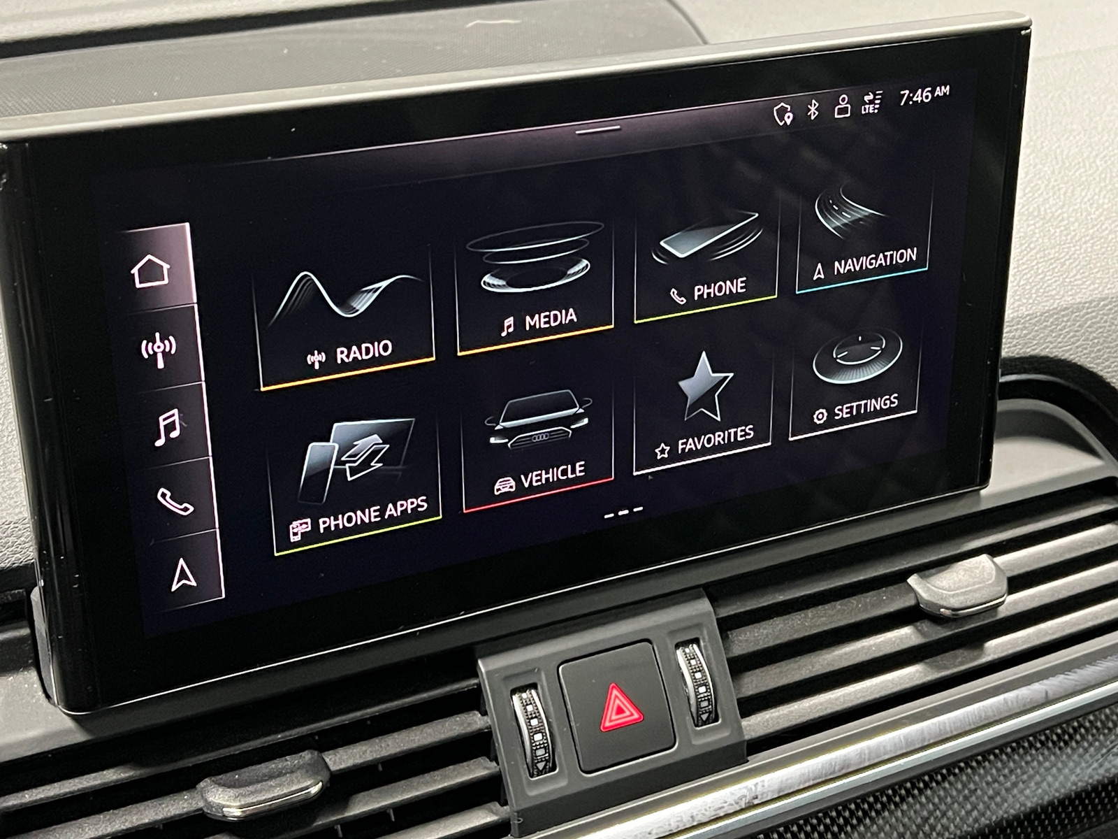 Thumbnail: 2023 Audi SQ5 - 3
