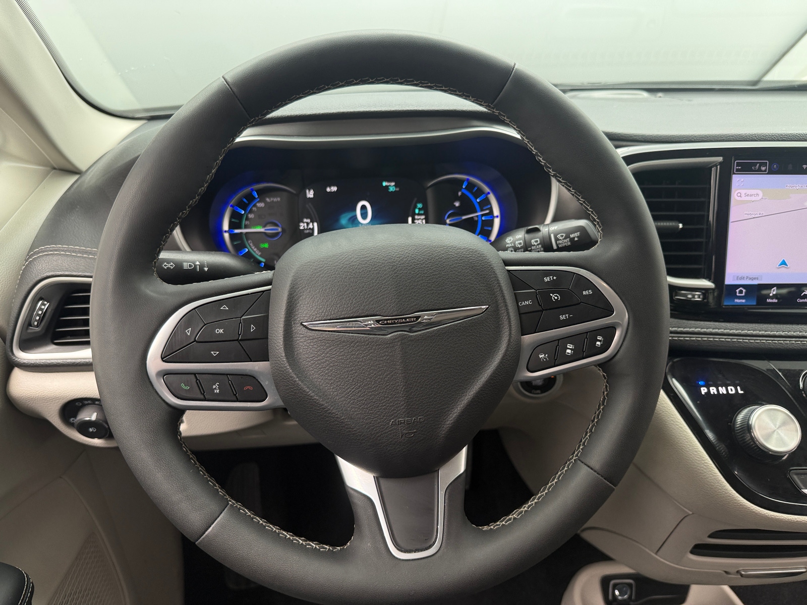 Thumbnail: 2024 Chrysler Pacifica - 4