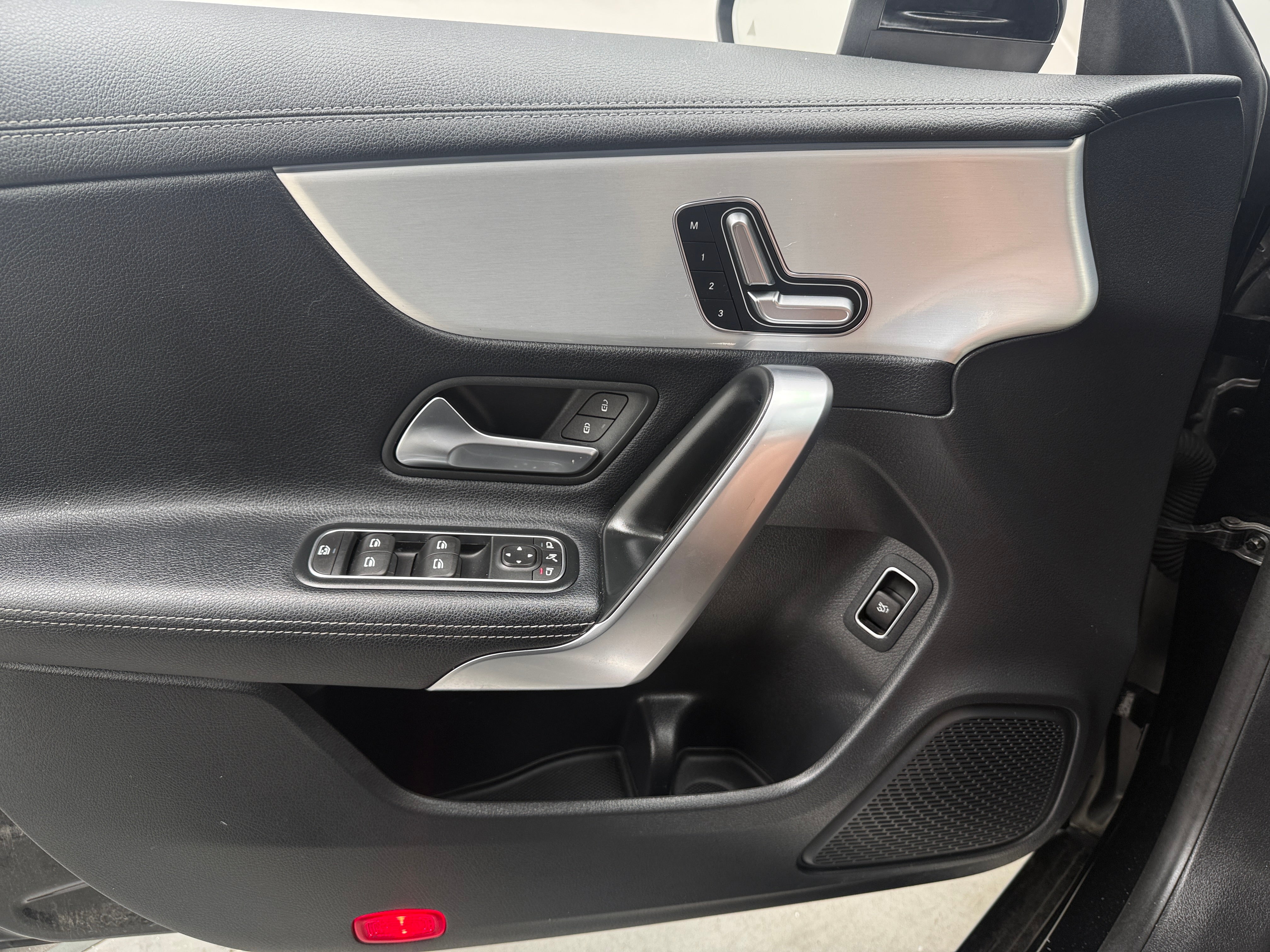 2025 Mercedes-Benz CLA