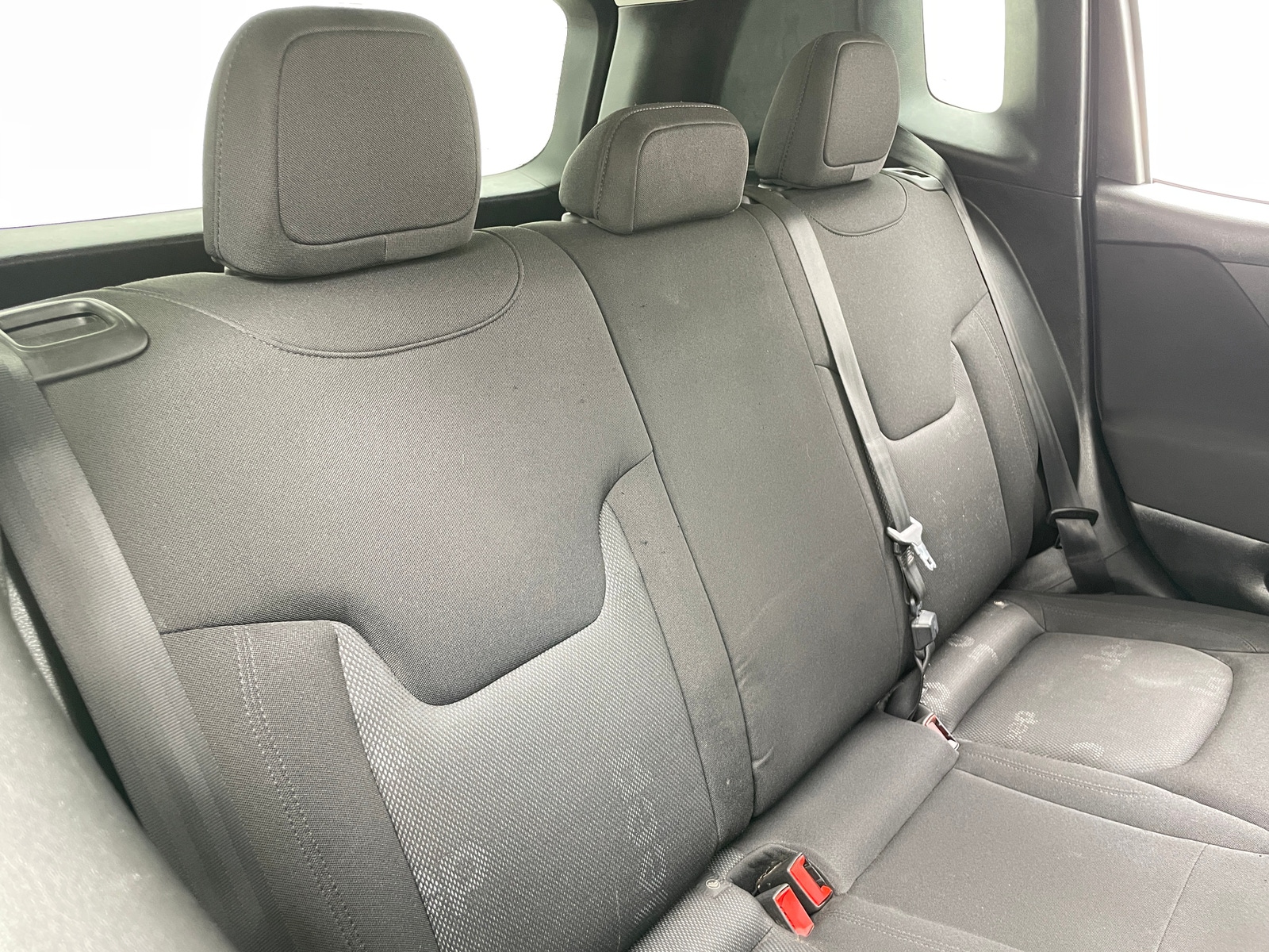 Thumbnail: 2017 Jeep Renegade - 6