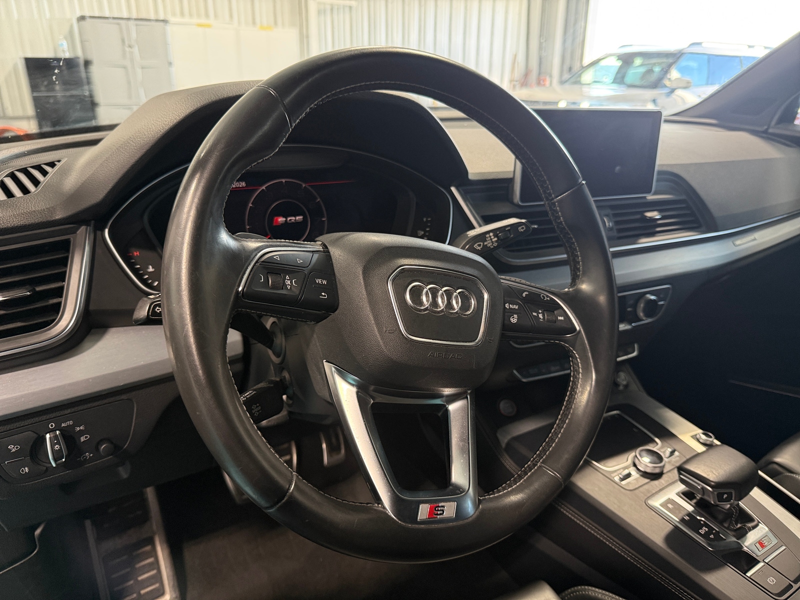 Thumbnail: 2018 Audi SQ5 - 4