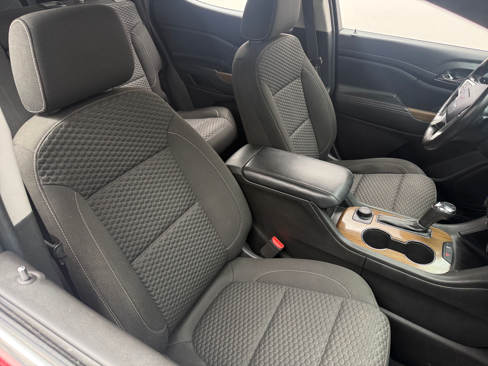 Thumbnail: 2019 GMC Acadia - 2