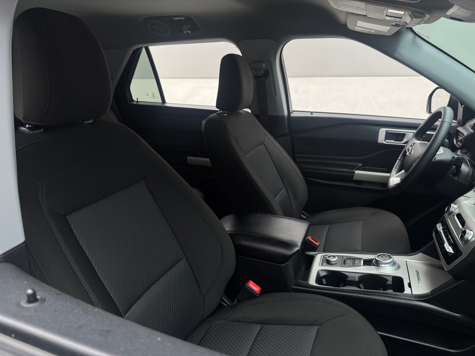 Thumbnail: 2022 Ford Explorer - 2