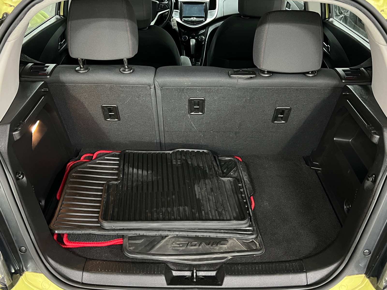 Thumbnail: 2017 Chevrolet Sonic - 7