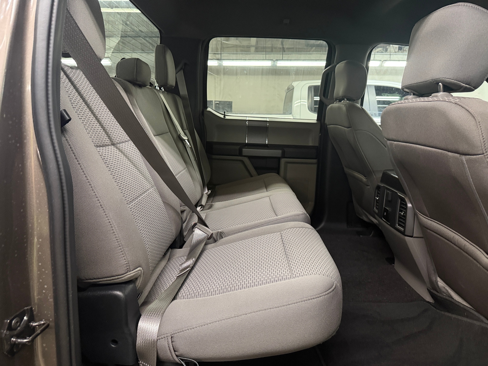 Thumbnail: 2020 Ford Econoline - 6