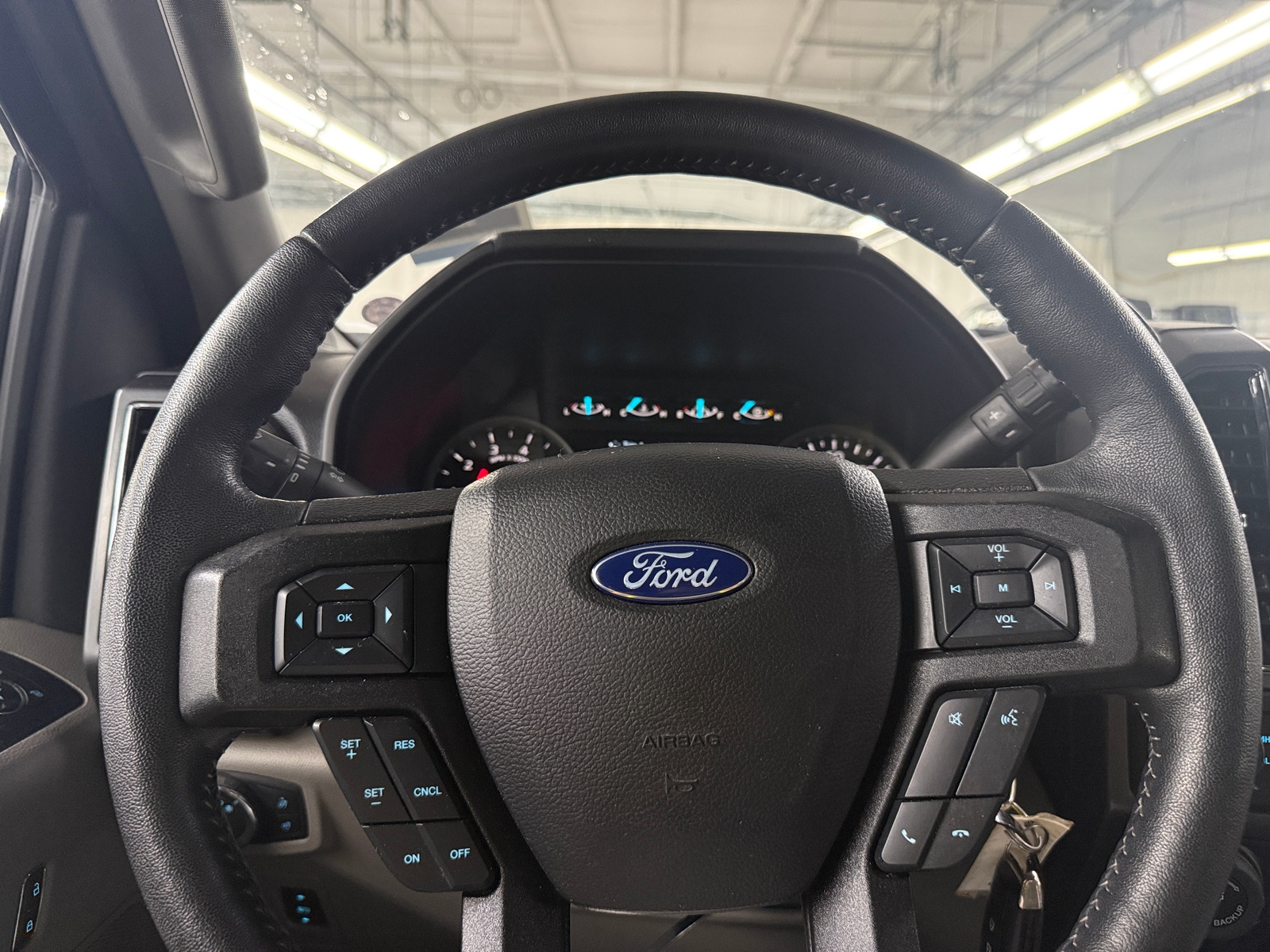 Thumbnail: 2020 Ford Econoline - 5