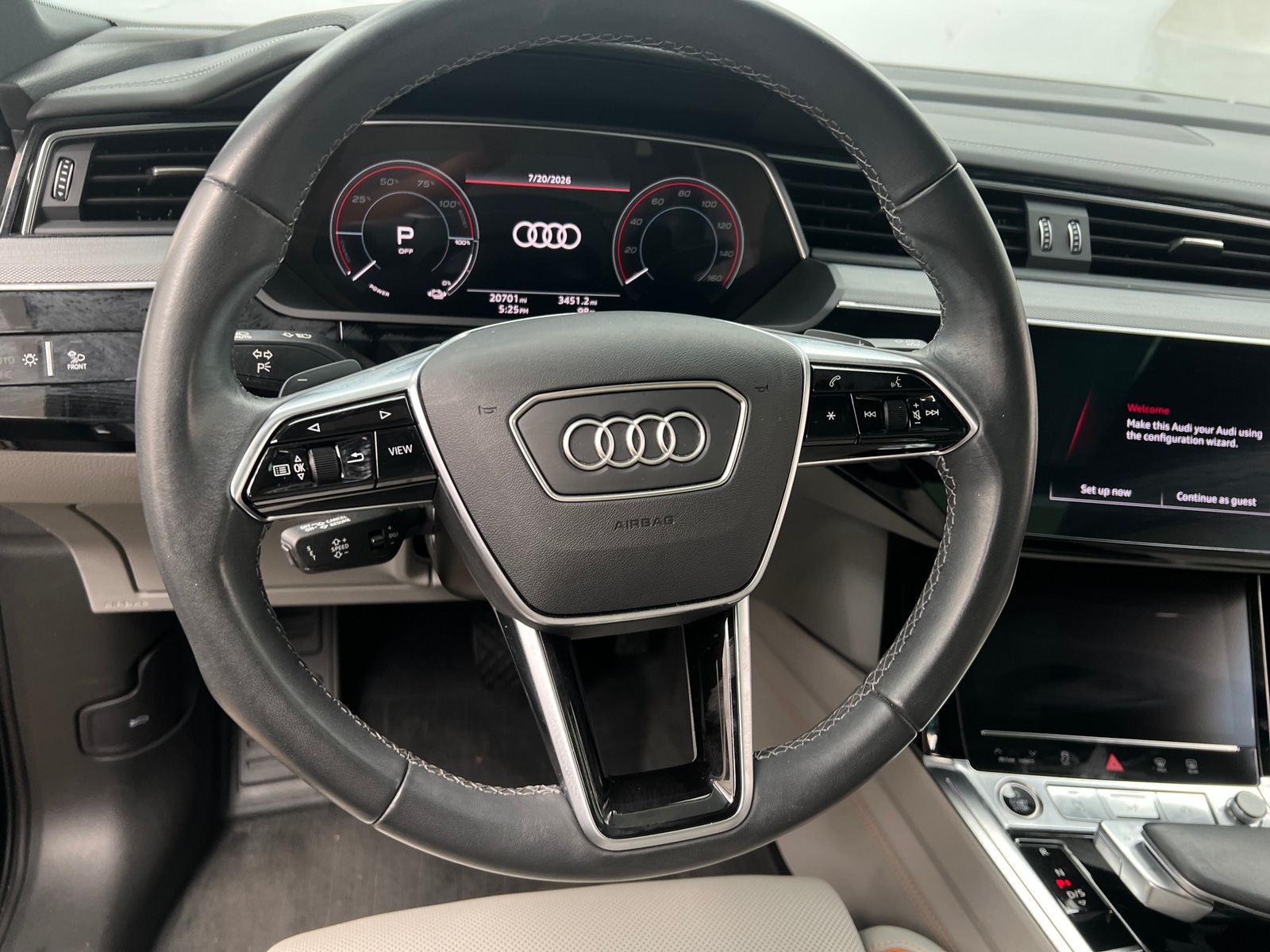 Thumbnail: 2024 Audi Q8 e-tron - 4