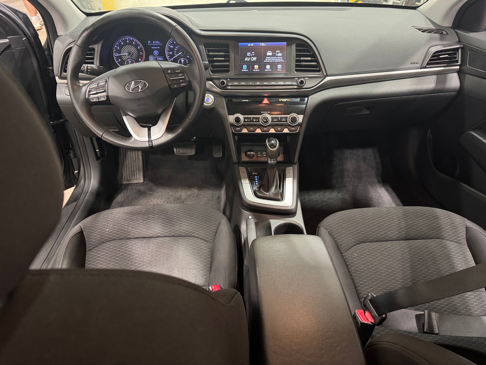 Thumbnail: 2020 Hyundai Elantra - 3