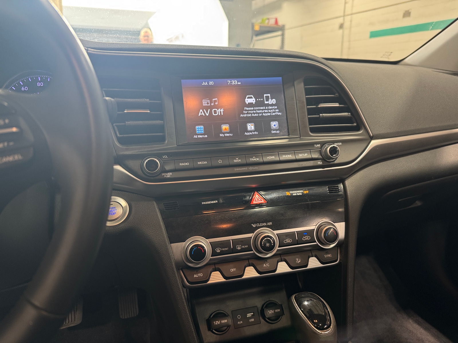 Thumbnail: 2020 Hyundai Elantra - 4