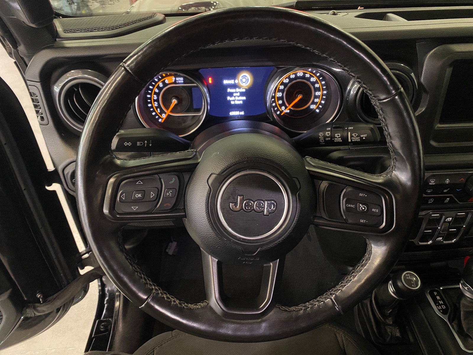 Thumbnail: 2022 Jeep Wrangler - 5
